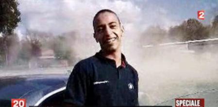 La cadena France 2 emitió un vídeo de Mohamed Merah de hace un año y medio, en el que se ve al joven divirtiéndose derrapando con un coche