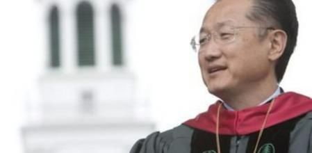 Imagen tomada el 22 de septiembre de 2009 y facilitada por la universidad Dartmouth College del presidente de la universidad Dartmouth College, Jim Yong Kim