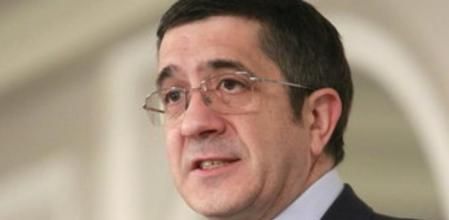 El lehendakari, Patxi López, durante su intervención en un desayuno informativo en Madrid