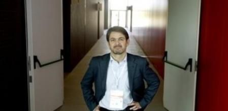 El líder de CDC, Oriol Pujol, en un pasillo de Fira Reus, donde se celebró el congreso nacional de Convergència