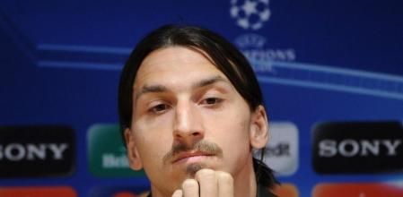 El delantero sueco Zlatan Ibrahimovic del Milan, durante la rueda de prensa