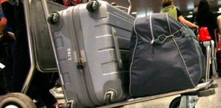 Los jóvenes cada día emigran más