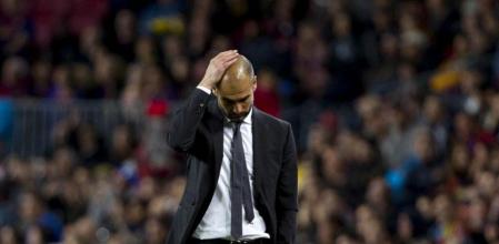 Josep Guardiola, cabizbajo durante el clásico