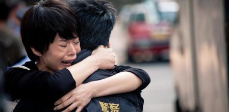 Reconciliación tras clímax con bombona de butano incluído en 'Life without principle'