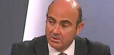 De Guindos en la rueda de prensa del Consejo de Ministros