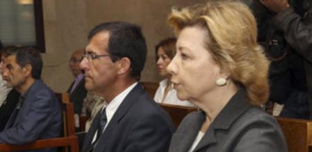 La expresidenta del Consell de Mallorca, Maria Antònia Munar, y el exvicepresidente, Miquel Nadal, durante la tercera jornada del juicio del caso Maquillaje