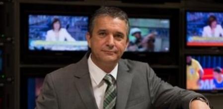 Eugeni Sallent en una sala de control de TV3