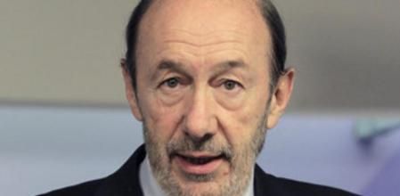 Alfredo Pérez Rubalcaba ha comparecido ante los medios de comunicación tras reunirse con el presidente de la Junta de Andalucía, José Antonio Griñán