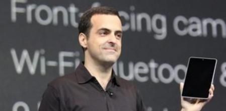 El jefe de producto para Android, Hugo Barra, presenta la nueva tableta 'Nexus 7' durante la conferencia de 'Google I/O' en el Centro Moscone de San Francisco
