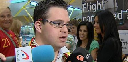 Álvaro del Bosque habló con la prensa antes de viaja a Kiev