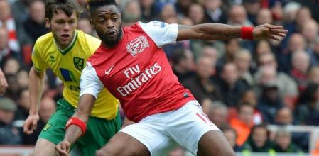 El Barça ha hecho oficial el fichaje de Alex Song, procendente del Arsenal, a cambio de 19 millones de euros