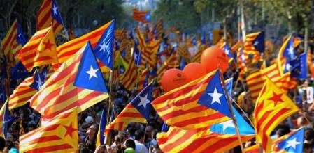La bandera independentista, 'l'estelada', protagonista de la manifestación de la Diada