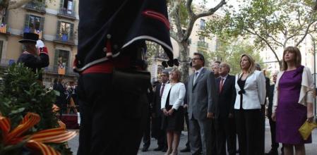 Diada del Onze de Setembre. Los miembros del Govern ante el monumento de Rafael Casanova