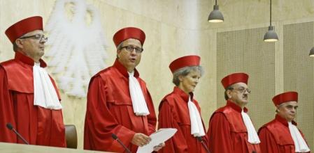 Andreas Vosskuhle, juez presidente del Tribunal Constitucional alemán, en el momento de anunciar el veredicto sobre la participación alemana en el Mecanismo de Estabilidad Europeo