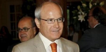 El expresident de la Generalitat, José Montilla, a su llegada esta mañana al desayuno informativo que organiza el Fórum Europa.