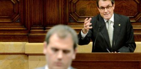 Mas replica a Albert Rivera