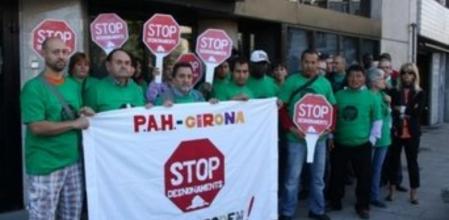 Insisten en desahuciar a una familia víctima de una estafa bancaria