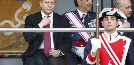 El ministro José Ignacio Wert, durante el desfile con motivo del Día de la Hispanidad