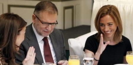 Soraya Rodríguez, Marcelino Iglesias y Carme Chacón, en el desayuno informativo del Fórum Europa en el que ha participado el primer secretario del PSC y candidato a la Presidencia de la Generalitat de Catalunya, Pere Navarro, y el secretario general del PSOE, Alfredo Pérez Rubalcaba.