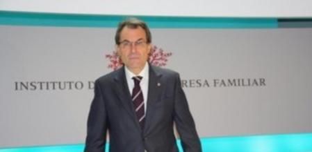 El president de la Generalitat, Artur Mas, antes de pronunciar su discurso de inauguración del XV Congreso de la Empresa Familiar.
