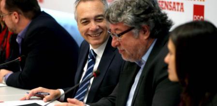 El primer secretario del PSC, Pere Navarro, junto a Antonio Balmón, secretario de acción política en la Ejecutiva de los socialistas catalanas