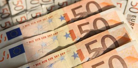 Encuentran 3.500 euros en un punto de reciclaje que olvidó un vecino de Murcia hace dos años