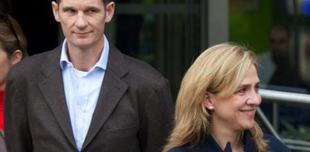 Urdangarín y su esposa tras la visita al Rey Juan Carlos en el hospital