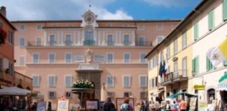 La residencia papal en Castel Gandolfo, en Albano, a pocos kilómetros de Roma