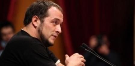 David Fernández, diputado de la CUP, durante su intervención en el Parlament