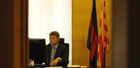 Joan Mora en el despacho de la alcaldía de Mataró