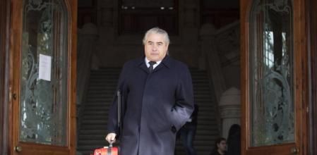 Fidel Pallerols, frente a la Audiencia de Barcelona.