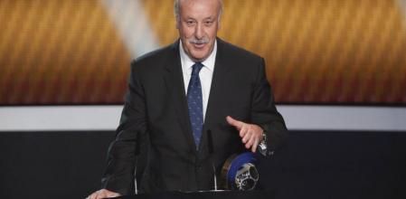 Vicente del Bosque, recibe el premio a mejor entrenador del año 2012