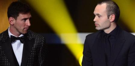 Leo Messi y Andrés Iniesta durante la gala del Balón de Oro 2012