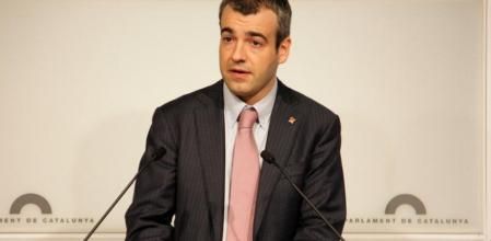 El número dos del PSC en el Parlament, Maurici Lucena, en rueda de prensa