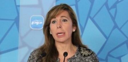 La presidenta del PPC, Alícia Sánchez-Camacho, en rueda de prensa