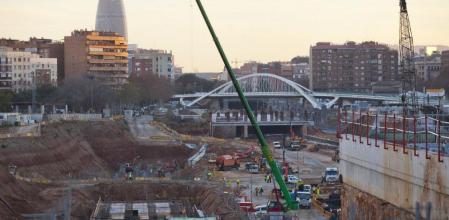 Las obras en el espacio en el que se alzará la gran terminal ferroviaria de la Sagrera