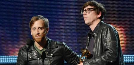 The Black Keys recogen un Grammy.