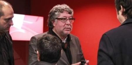 El secretario de Acción Política del PSC, Antoni Balmón, atiende a la prensa en la sede del PSC