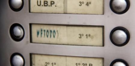 Interfono de la sede de Método 3 de Barcelona