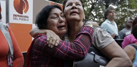 Seguidores de Hugo Chávez lamentan su muerte en Caracas