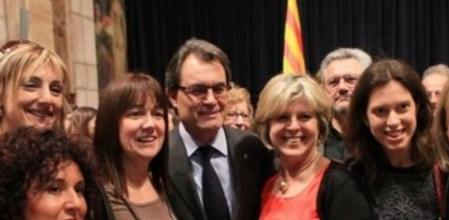 El presidente de la Generalitat, Artur Mas, acompañado de la consejera de Benestar i Família, Neus Munté, ha presidido el acto institucional con motivo del Día Internacional de las Mujeres.