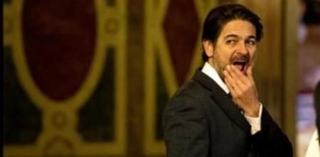 El presidente del grupo parlamentario de CiU, Oriol Pujol, en los pasillos del Parlament.