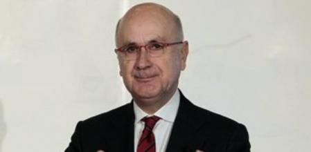 El líder de UDC, Josep Antoni Duran i Lleida, durante su intervención en un desayuno informativo que organiza el Fórum Europa