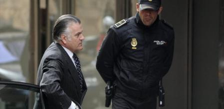 Archivo: Luis Bárcenas, extesorero del PP, a su llegada a la Audiencia Nacional