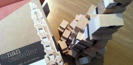 El Nan Casteller, un joc de construcció amb motius castellers