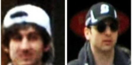 Imagen de los sospechosos de cometer el atentado en el maratón de Boston, difundida por el FBI.