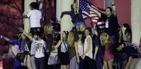 Cientos de personas celebran en Boston Common la captura del segundo sospechoso del atentado de Boston