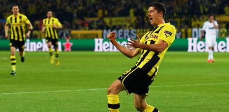 Robert Lewandowski celebra su gol