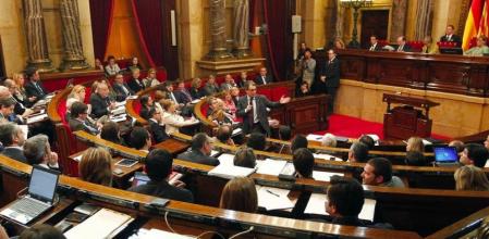 El presidente de la Generalitat, Artur Mas, interviene en el pleno del Parlament de Catalunya