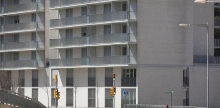 Cientos de viviendas de protección oficial en Torre Baró, construidas por Regesa y prácticamente deshabitadas, fueron absorbidas por el Ayuntamiento de Barcelona en abril de 2013
